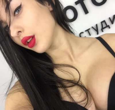 Nastya003 naked stripping on cam for live sex video chat