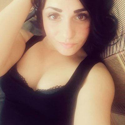NeytiDesire naked stripping on cam for live sex video chat