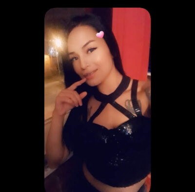 Nicollecarat_ naked stripping on cam for live sex video chat