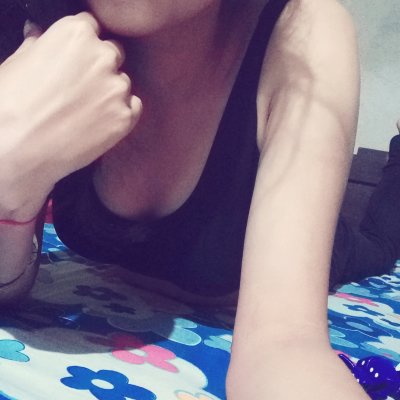 niki231 naked stripping on cam for live sex video chat