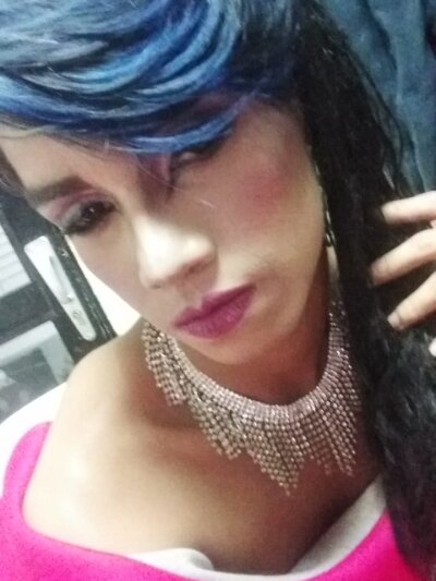 nikki_evil naked stripping on cam for live sex video chat