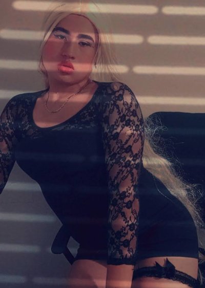 Nikol_tsx naked stripping on cam for live sex video chat