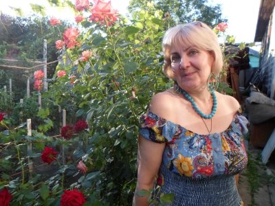 NonaDiamond naked stripping on cam for live sex video chat