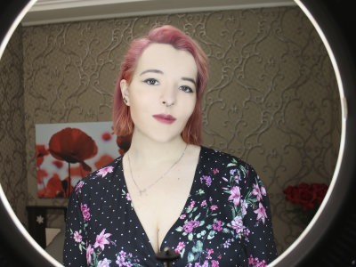Ofelia_cute naked stripping on cam for live sex video chat
