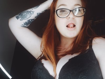 Ola_hola naked stripping on cam for live sex video chat