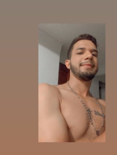Owen_Ray naked stripping on cam for live sex video chat