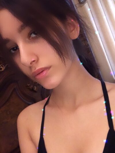 oxxxme_alice naked stripping on cam for live sex video chat