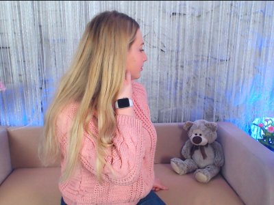 Patrisia_ naked stripping on cam for live sex video chat