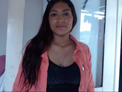 pumm_pumm naked stripping on cam for live sex video chat