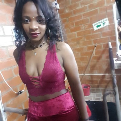 pussyycaliente naked stripping on cam for live sex video chat