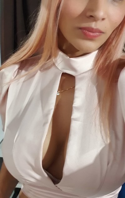 pyessid009 naked stripping on cam for live sex video chat