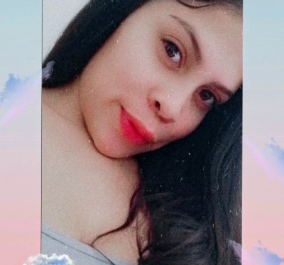_Reina_ naked stripping on cam for live sex video chat