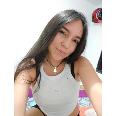romina_turner naked stripping on cam for live sex video chat