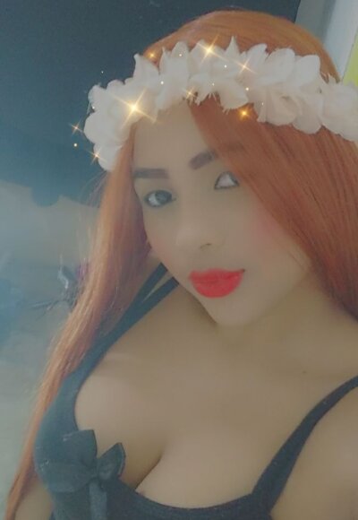 rosbelywetpussy naked stripping on cam for live sex video chat