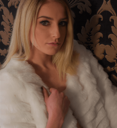 Rose_Sharen naked stripping on cam for live sex video chat