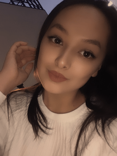 rosie_chan naked stripping on cam for live sex video chat