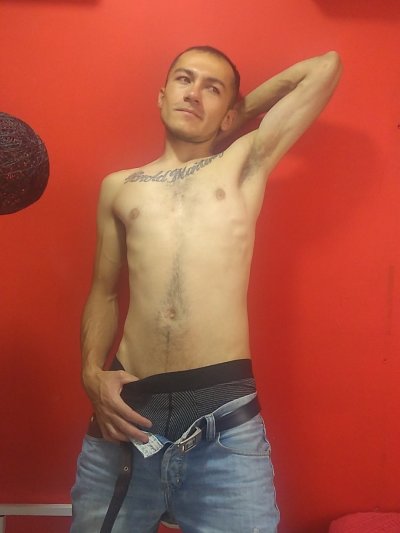 Ryans_Cock naked stripping on cam for live sex video chat