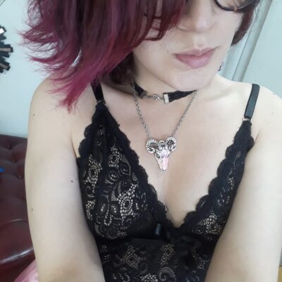 Rylie_jack naked stripping on cam for live sex video chat