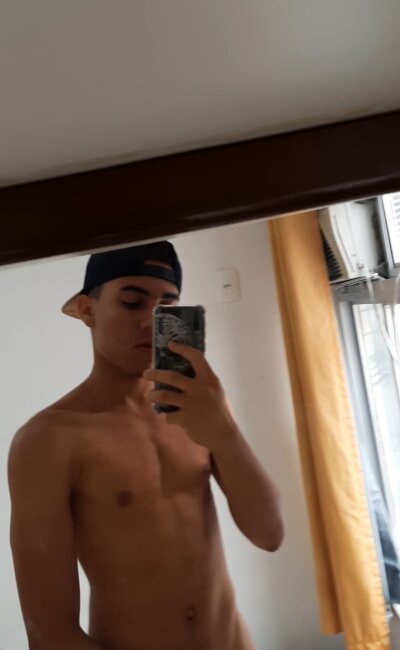 safadinho7 naked stripping on cam for live sex video chat