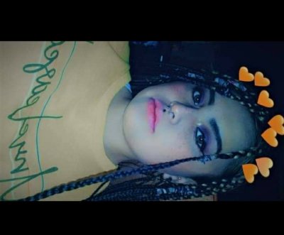 sakura_queen naked stripping on cam for live sex video chat