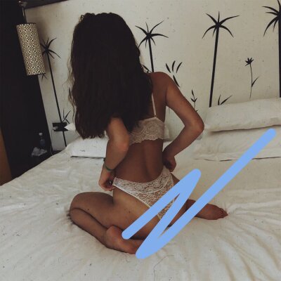 SallyGardner naked stripping on cam for live sex video chat