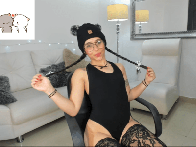samantha-brown naked stripping on cam for live sex video chat