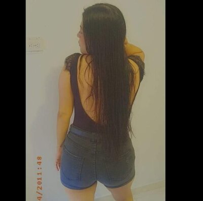 samy_teen naked stripping on cam for live sex video chat