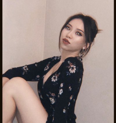 sandi_555 naked stripping on cam for live sex video chat