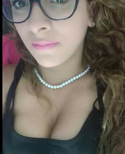 saraxim naked stripping on cam for live sex video chat