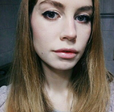SashaVibeMe naked stripping on cam for live sex video chat