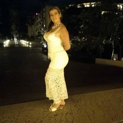 scarletthung2 naked stripping on cam for live sex video chat