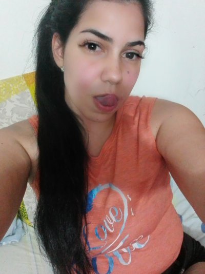sex_mia naked stripping on cam for live sex video chat