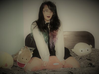 sexy_impact naked stripping on cam for live sex video chat