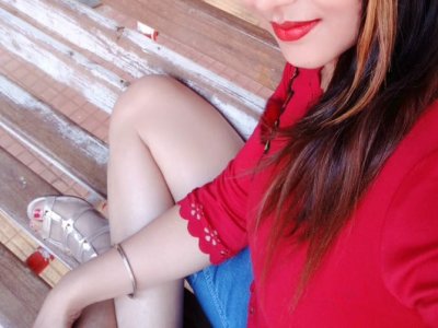 sexyalia naked stripping on cam for live sex video chat