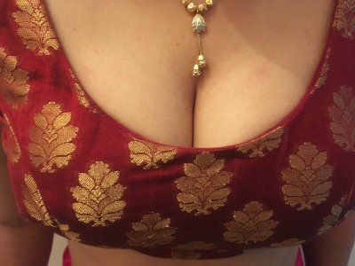 sexydesicouple naked stripping on cam for live sex video chat