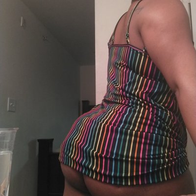 sexytrill naked stripping on cam for live sex video chat