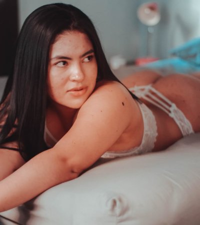 shellyn-1996 naked stripping on cam for live sex video chat