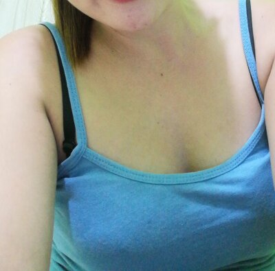 simplemamaxxx200 naked stripping on cam for live sex video chat