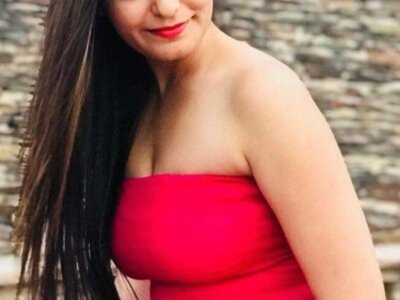 Simranjeet_kaur naked stripping on cam for live sex video chat