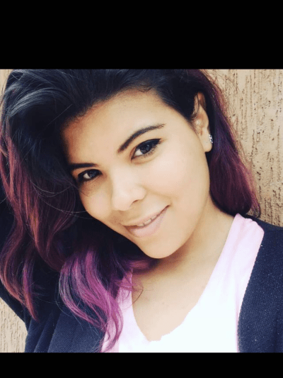 Skarlet_111 naked stripping on cam for live sex video chat