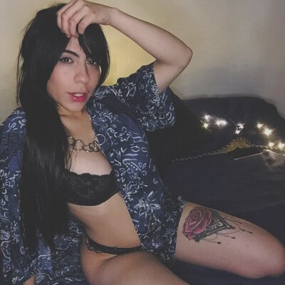 soffyy_gomez_ naked stripping on cam for live sex video chat