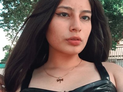Sofi_Cuper naked stripping on cam for live sex video chat