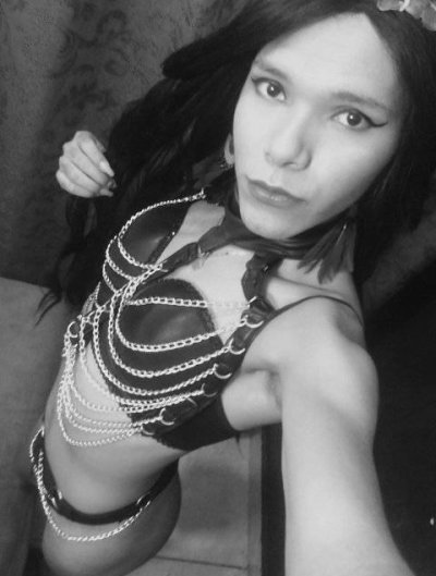 SofiaDirty_hot naked stripping on cam for live sex video chat