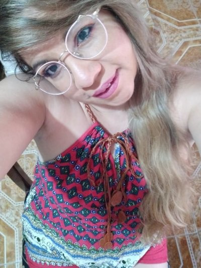 sofialauren naked stripping on cam for live sex video chat