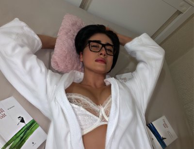 SofyCrystal naked stripping on cam for live sex video chat