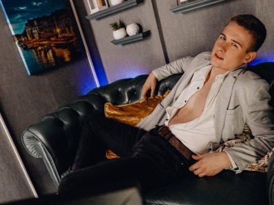 solomon_ken naked stripping on cam for live sex video chat