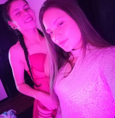 Sophia_silvana naked stripping on cam for live sex video chat