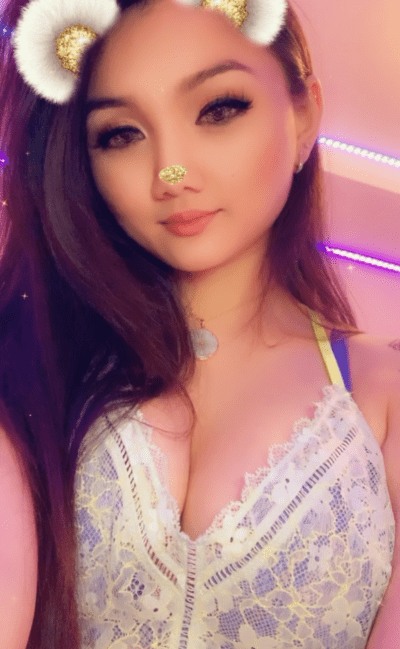 Soyumi_ naked stripping on cam for live sex video chat