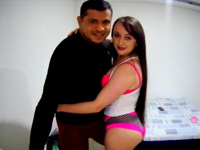 srysrasmith2 naked stripping on cam for live sex video chat