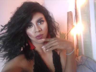 stefania_taylor1 naked stripping on cam for live sex video chat
